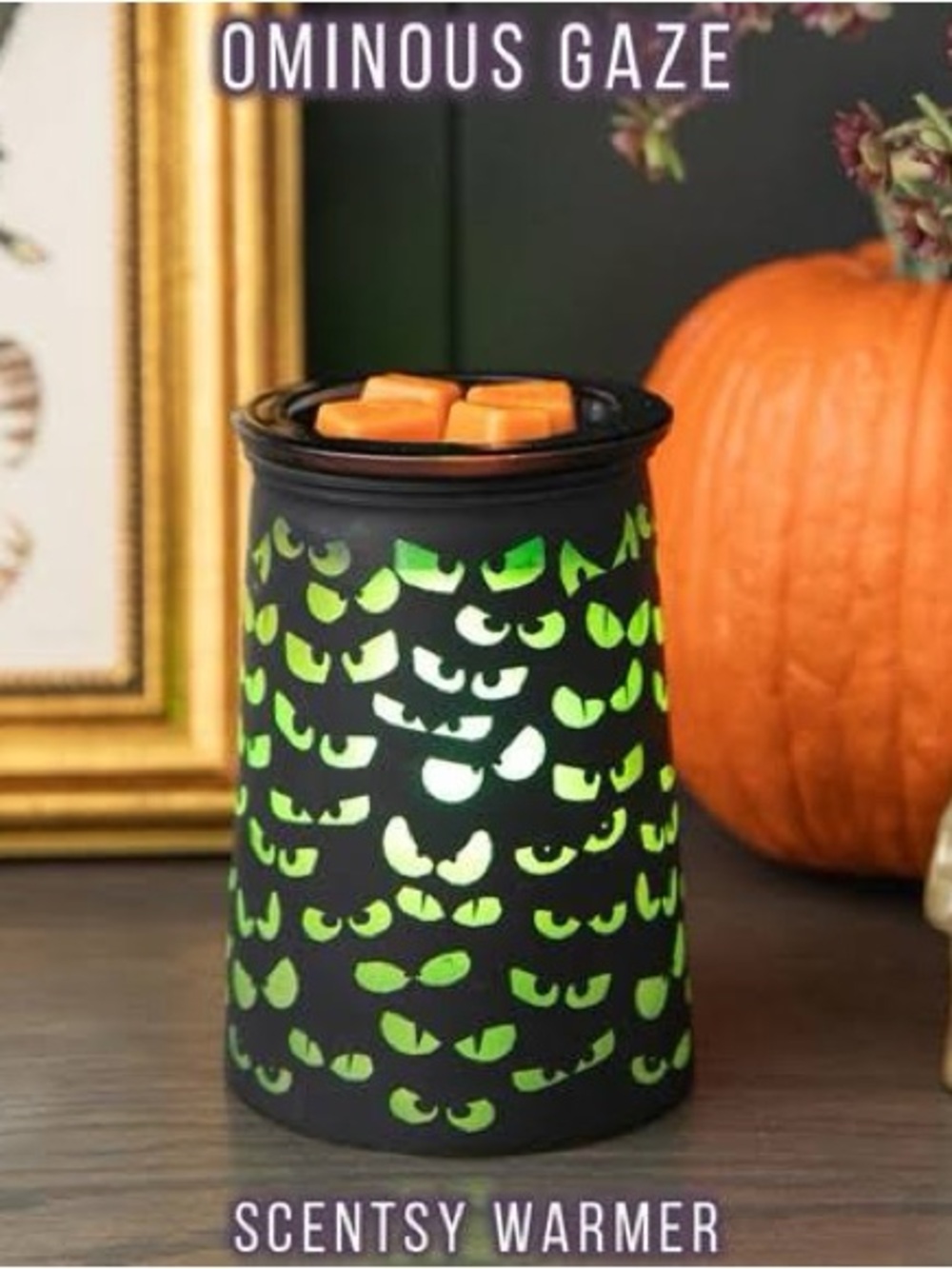 NIB Scentsy Ominous Gaze Warmer